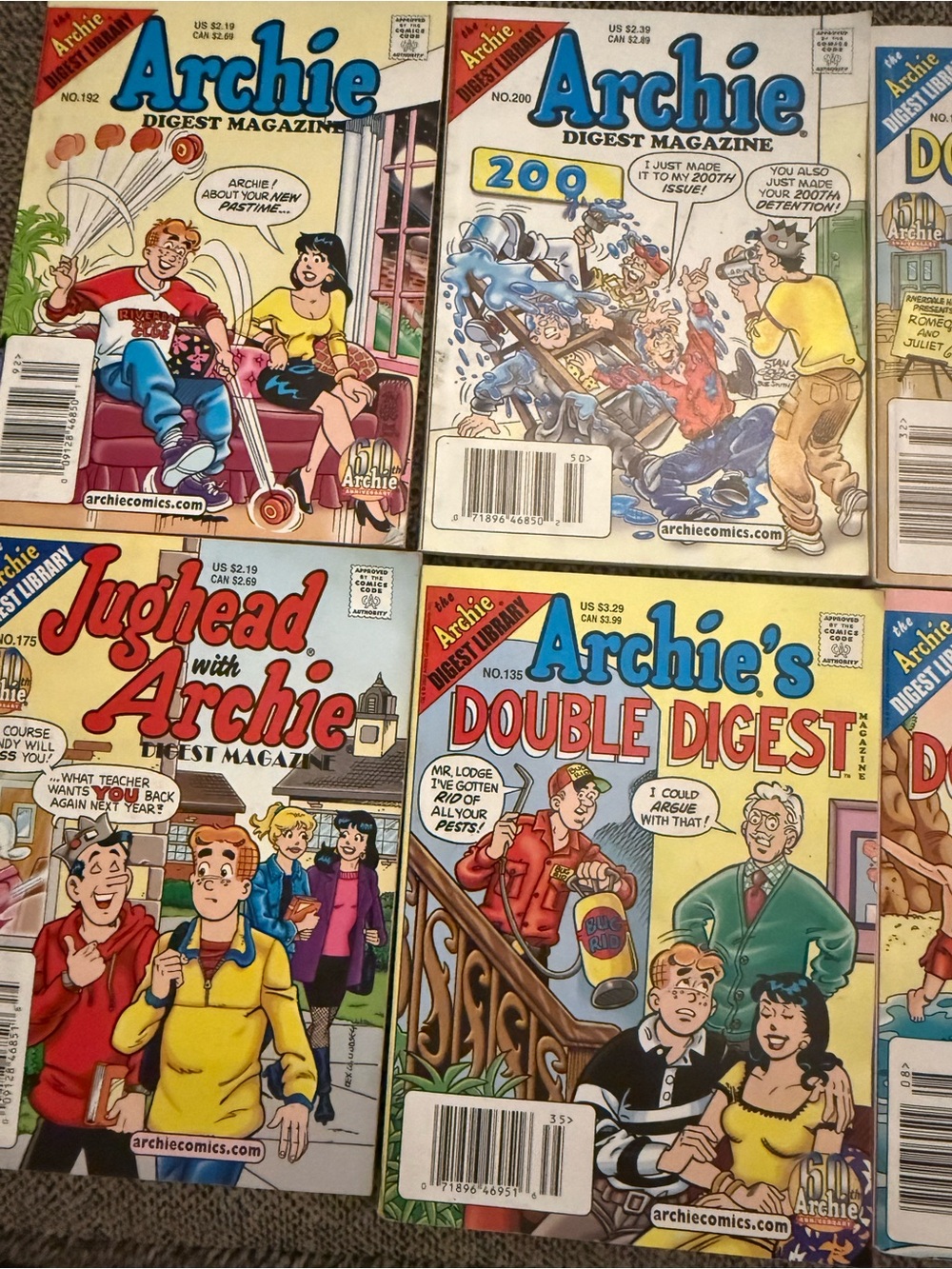 Archie Double Digest Comic Collection - Colorful Covers (Set) - Picture 3 of 5